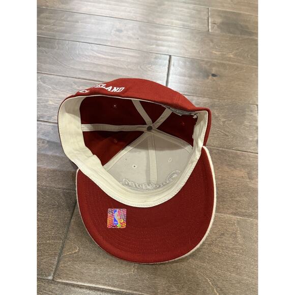 Vtg 90s Nike NBA Cleveland Cavaliers Swoosh Fitted Hat Size XL Wool Baseball Cap - Picture 7 of 9